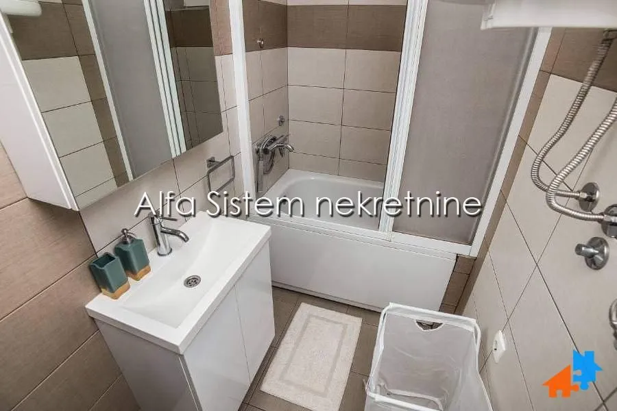 Rent, apartment, 35m², Čubura, Beograd