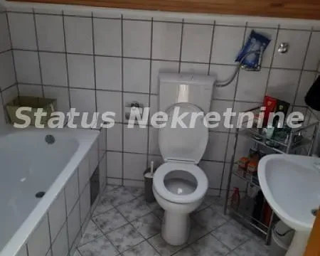 Prodaja, kuća, 250m², Futog, Novi Sad Sve Podlokacije - image 18