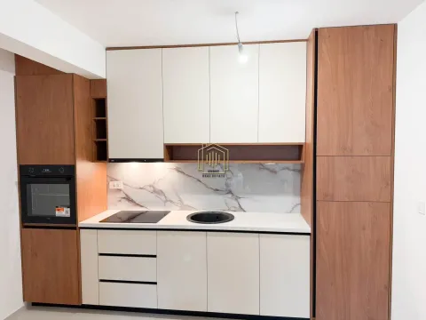 Izdavanje, jednosoban stan, 47m², City Kvart, Podgorica - image 2