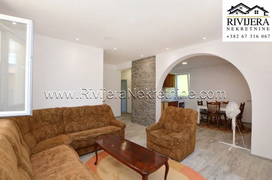 Prodaja, kuća, 288m², Zelenika, Herceg Novi