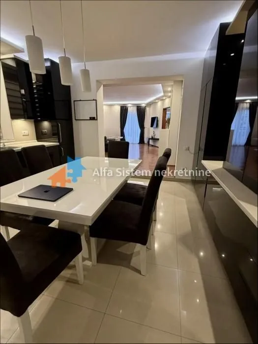 Rent, three bedroom apartment, 72m², Žarkovo, Beograd