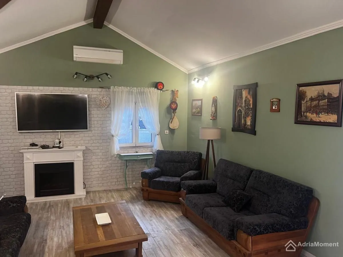 Sale, two bedroom apartment, 115m², Prčanj, Kotor