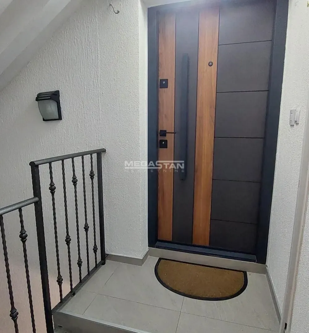 Prodaja, četvorosoban stan, 96m², Vračar Centar, Vračar Sve Podlokacije
