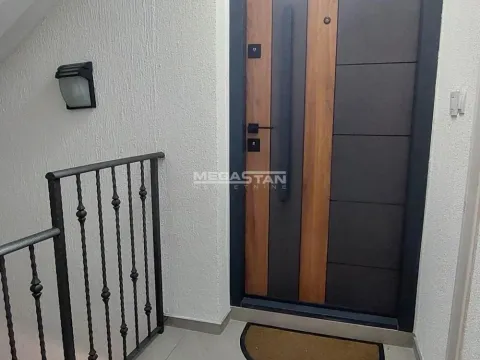 Prodaja, četvorosoban stan, 96m², Vračar Centar, Vračar Sve Podlokacije - image 16