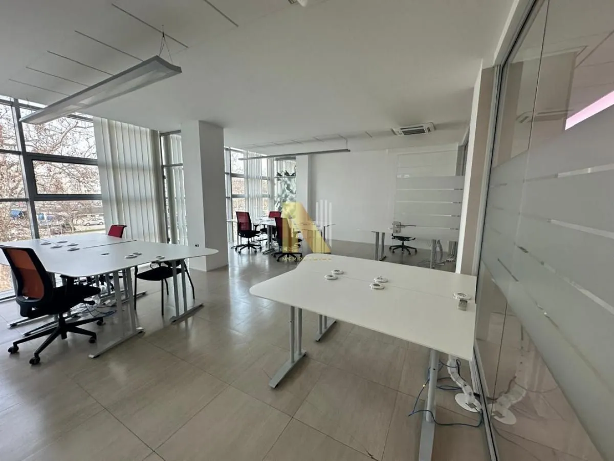 Rent, office space, 530m², Telep, Novi Sad Sve Podlokacije