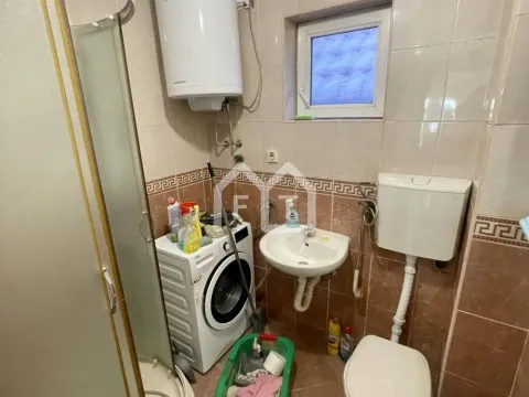 Izdavanje, trosoban stan, 100m², Altina, Beograd - image 13