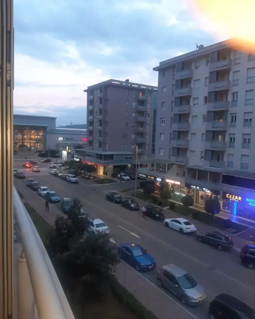 Rent, studio apartment, 35m², City Kvart, Podgorica