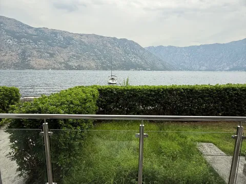 Rent, two bedroom apartment, 90m², Donji Stoliv, Kotor - image 8