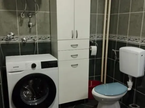 Izdavanje, trosoban stan, 78m², Karaburma, Palilula Sve Podlokacije - image 11