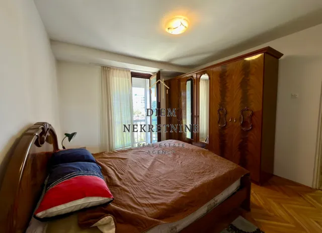 Rent, two bedroom apartment, 85m², Centar, Bar