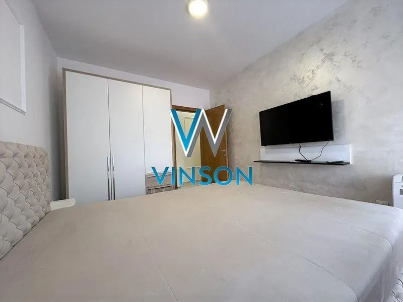 Izdavanje, dvosoban stan, 70m², Centar, Novi Sad