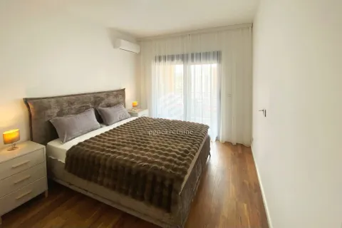 Rent, one bedroom apartment, 54m², Ulcinj, Crna Gora - image 8