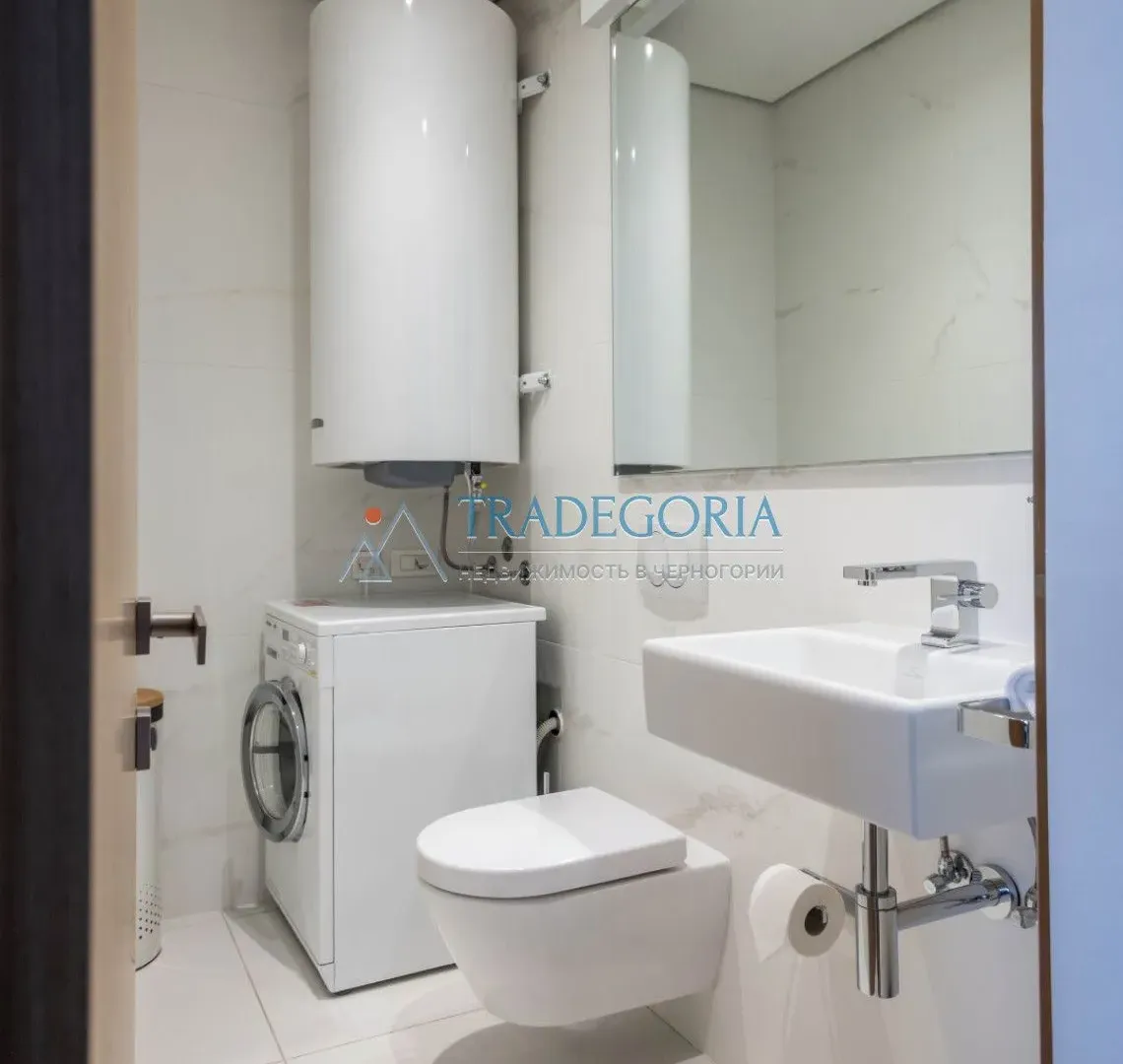 Prodaja, jednosoban stan, 95m², Budva, Crna Gora