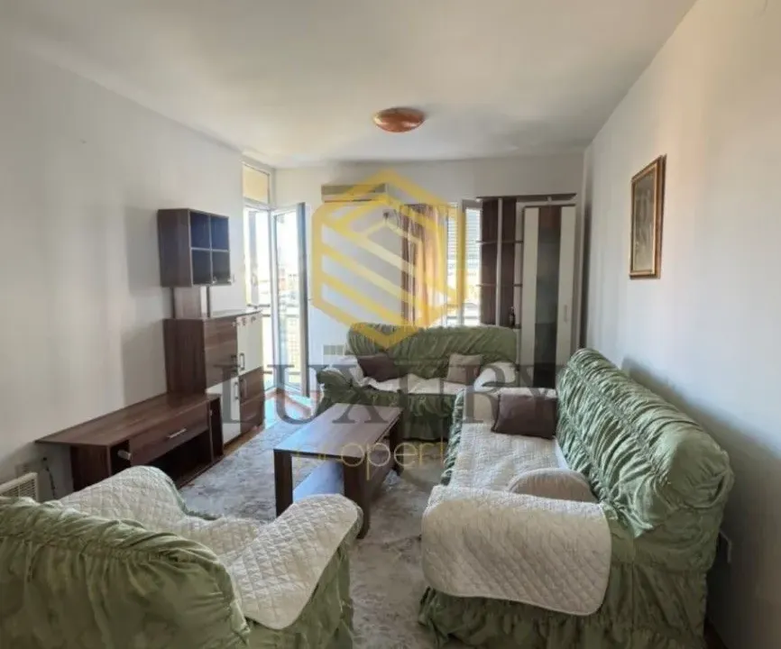 Izdavanje, dvosoban stan, 60m², Central Point, Podgorica