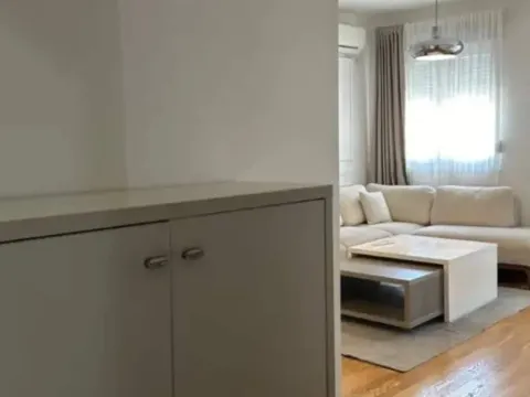 Rent, one bedroom apartment, 44m², City Kvart, Podgorica - image 7