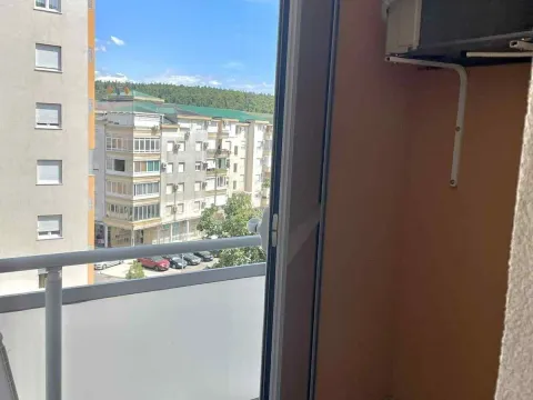 Izdavanje, jednosoban stan, 43m², Zagorič, Podgorica - image 9