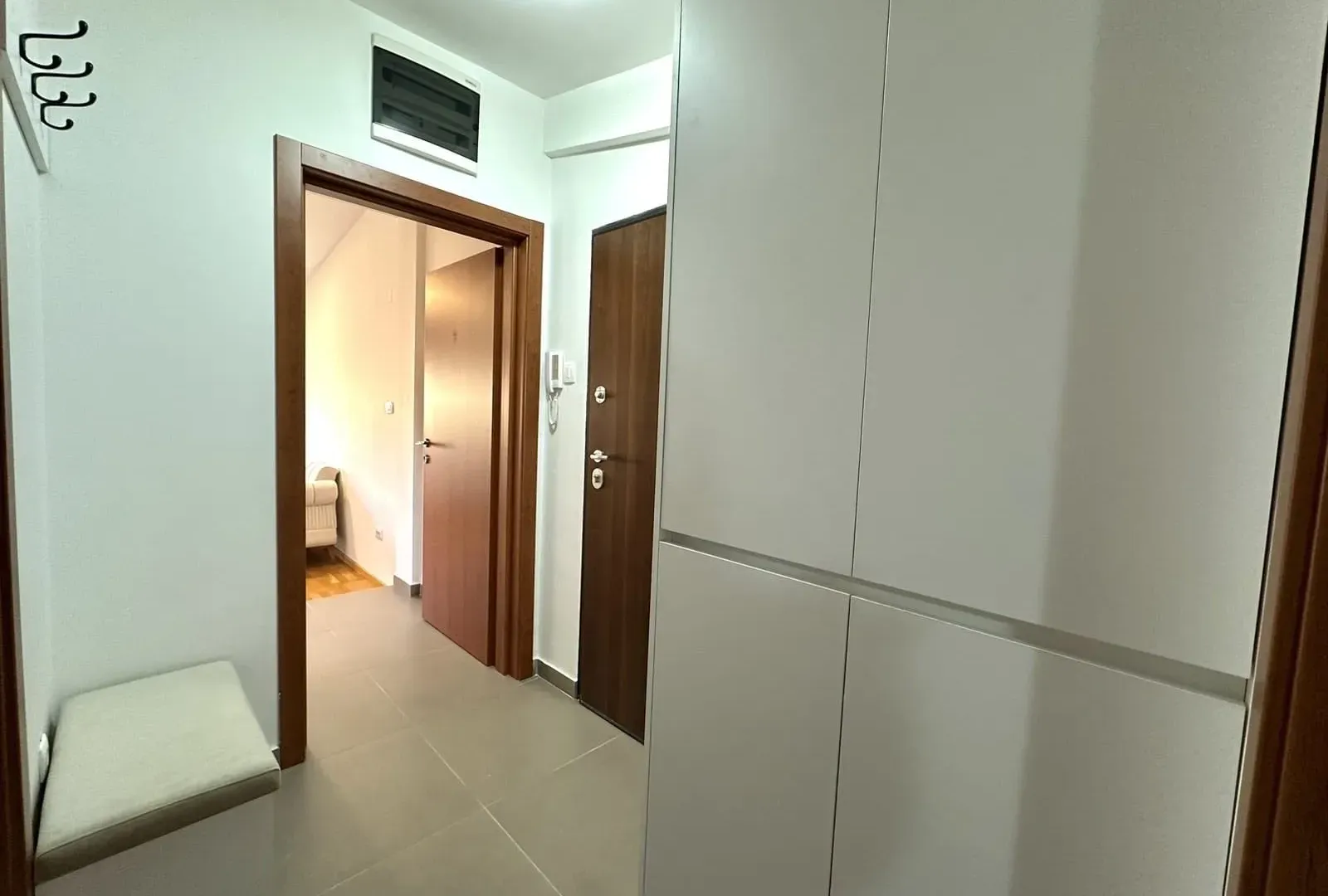 Rent, one bedroom apartment, 50m², Zagorič, Podgorica