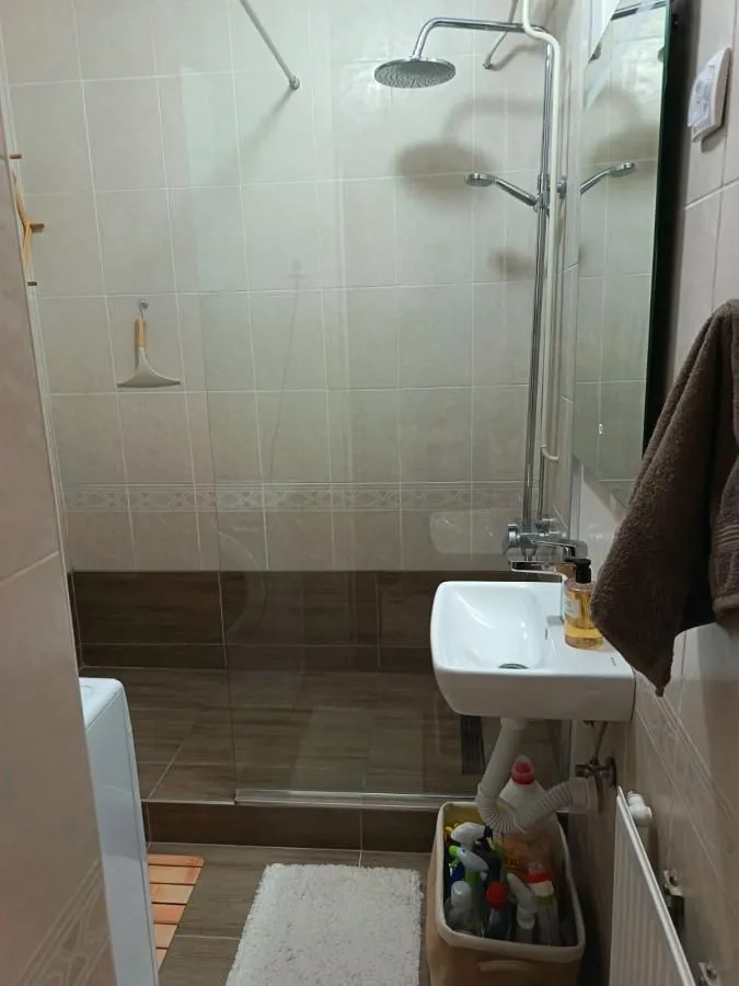 Prodaja, dvosoban stan, 61m², Cara Dušana, Novi Sad Sve Podlokacije
