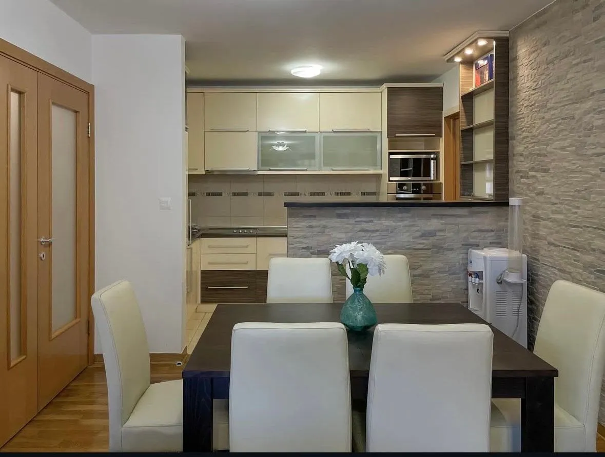 Prodaja, trosoban stan, 103m², Stari Aerodrom, Podgorica