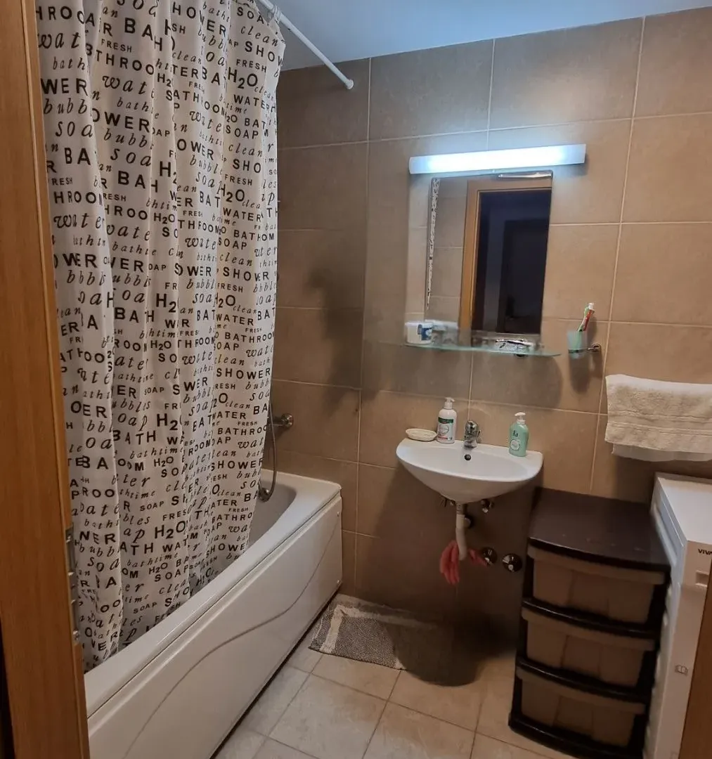 Prodaja, dvosoban stan, 76m², Centar, Bar