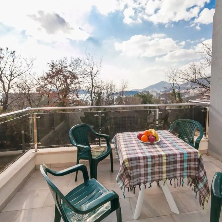 Sale, one bedroom apartment, 63m², Rafailovići, Budva