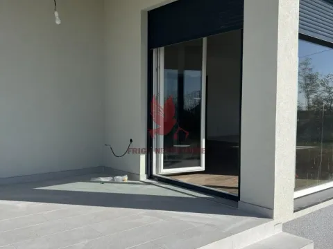 Sale, house, 112m², Granice, Mladenovac - image 19