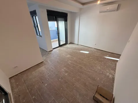 Prodaja, stan, 54m², Bar, Crna Gora - image 4