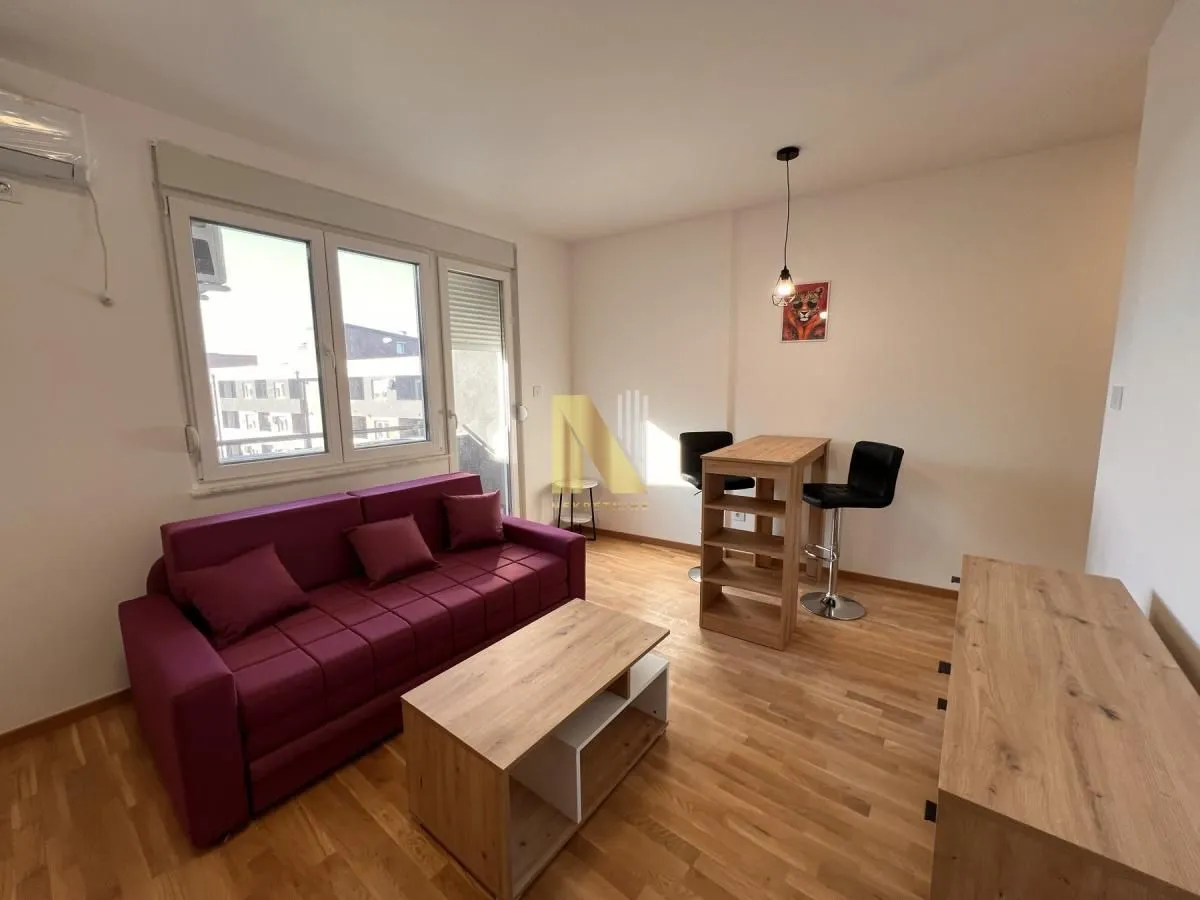 Izdavanje, garsonjera, 30m², Avijatičarsko naselje, Novi Sad Sve Podlokacije