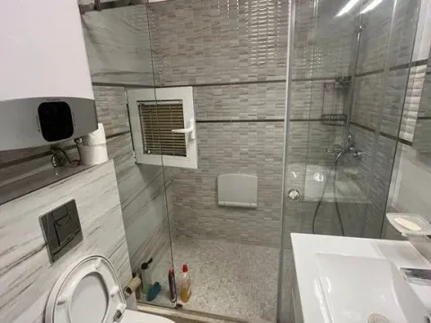 Rent, house, 300m², Donja Gorica, Podgorica - image 8