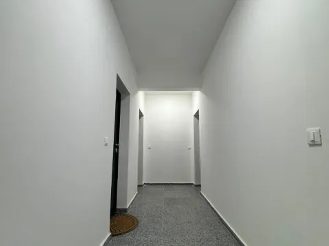 Prodaja, jednosoban stan, 47m², Velika Plaža, Ulcinj - image 5