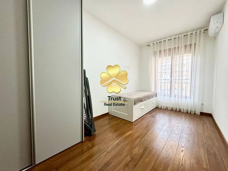 Rent, two bedroom apartment, 70m², Master Kvart, Podgorica