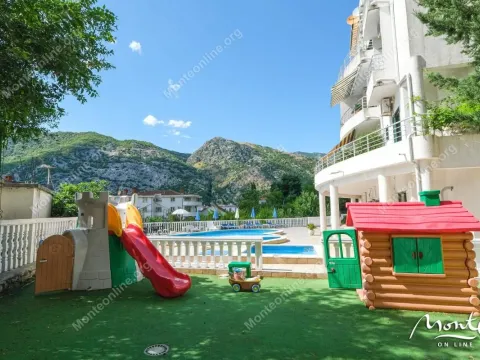 Sale, office space, 190m², Risan, Kotor - image 11