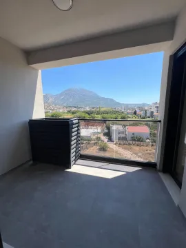 Prodaja, jednosoban stan, 55m², Centar, Bar - image 6