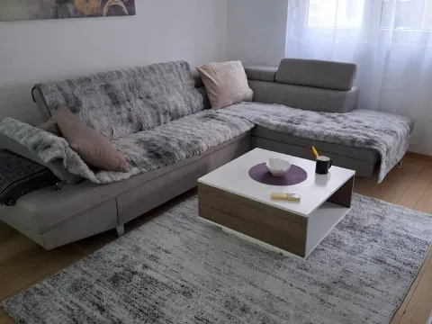 Rent, one bedroom apartment, 47m², City Kvart, Podgorica - image 1