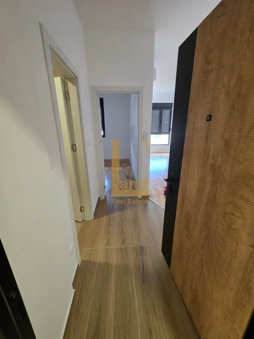 Prodaja, jednosoban stan, 45m², Tološi, Podgorica