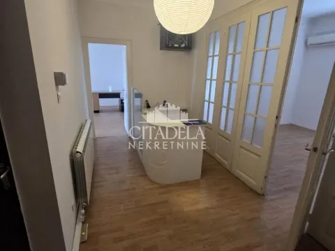 Rent, four bedroom apartment, 123m², Stari Grad, Beograd - image 6