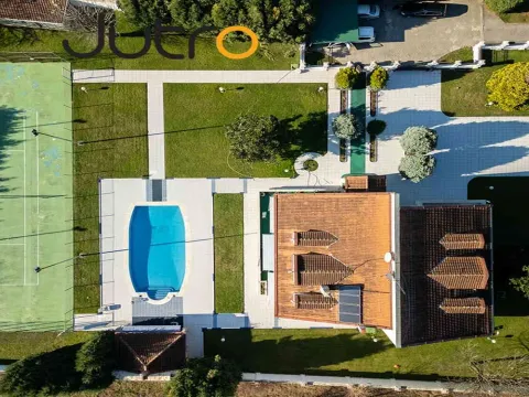 Izdavanje, kuća, 930m², Podgorica, Crna Gora - image 8