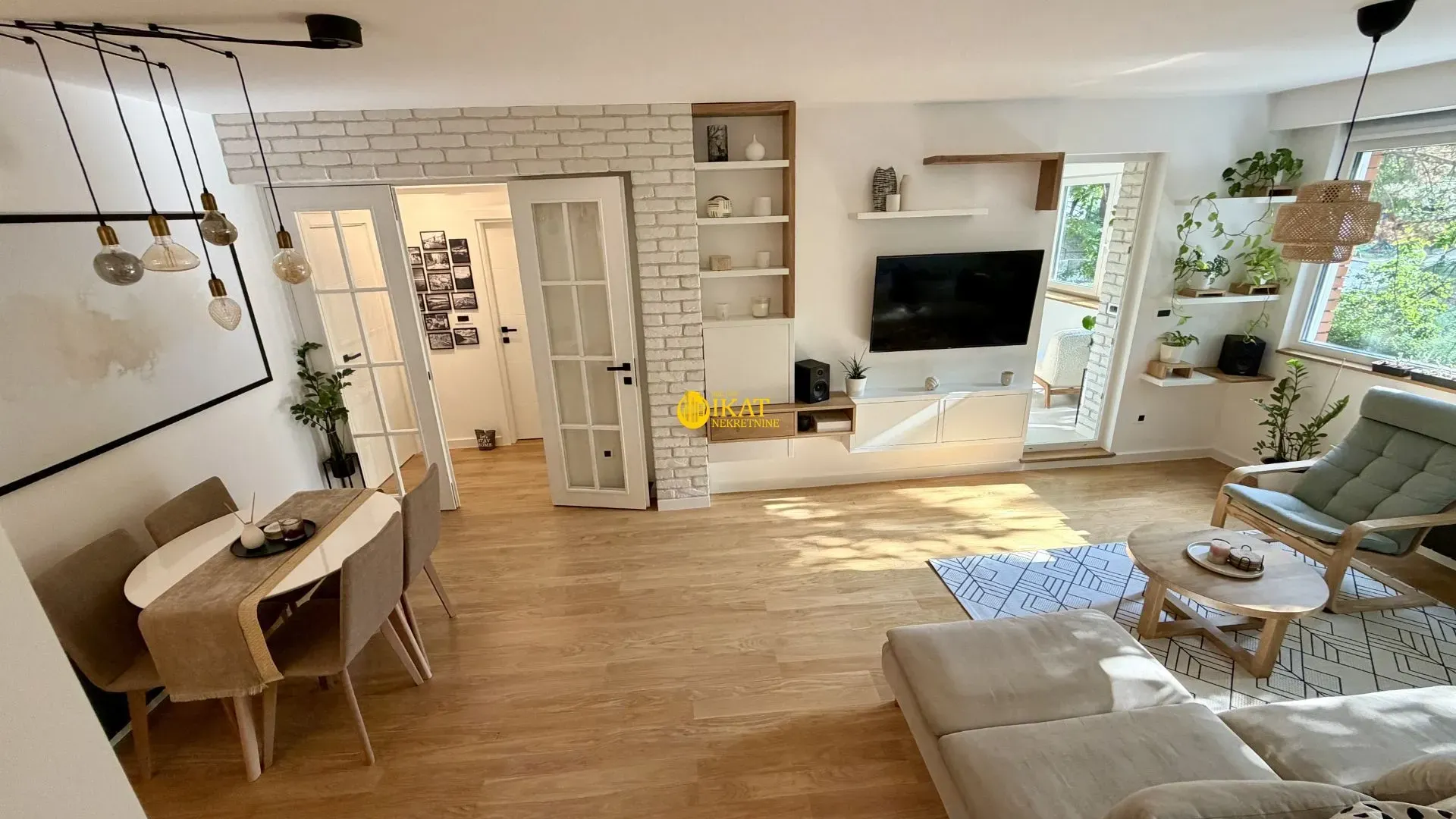 Prodaja, trosoban stan, 85m², Višnjička Banja, Palilula Sve Podlokacije