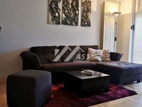 Izdavanje, jednosoban stan, 40m², Novi Sad Sve Podlokacije, Novi Sad