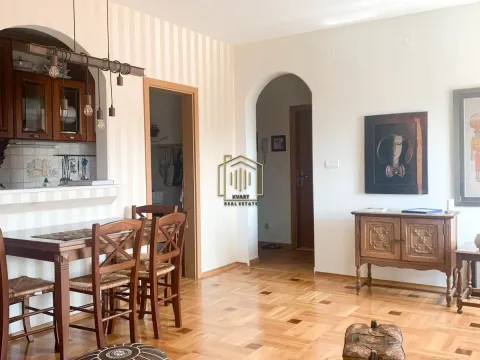 Izdavanje, jednosoban stan, 46m², Stari Aerodrom, Podgorica - image 2