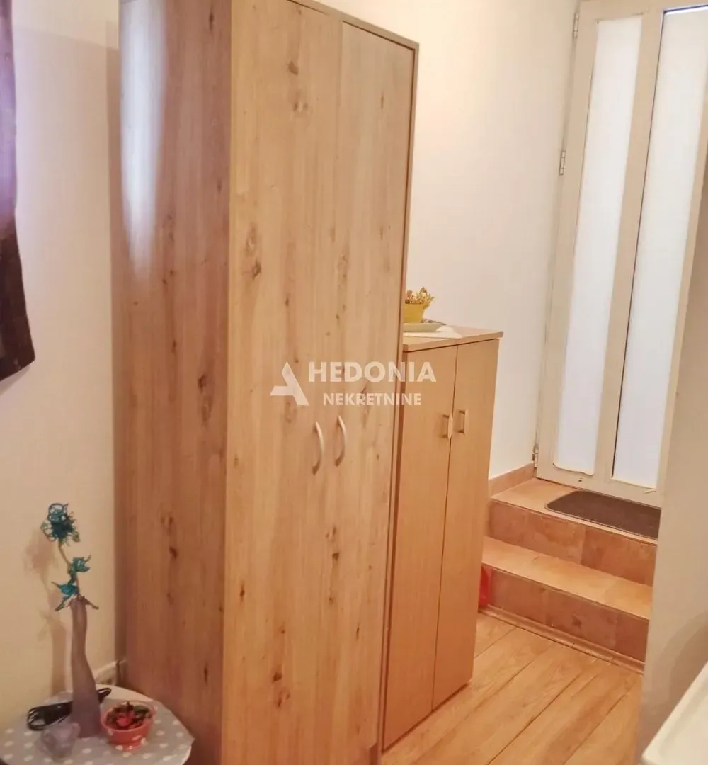 Prodaja, stan, 16m², Zemun Novi Grad, Zemun Sve Podlokacije