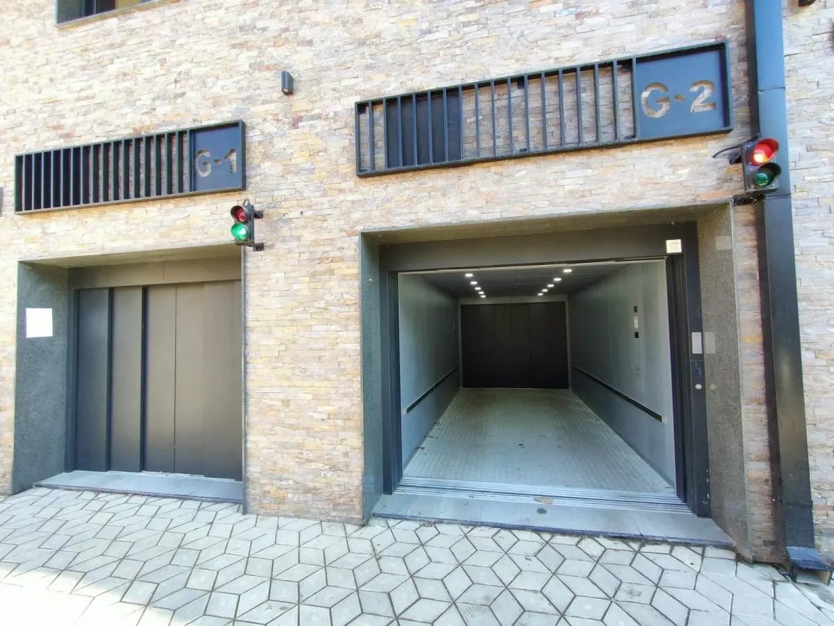 Rent, parking/garage, 16m², Grbavica, Novi Sad Sve Podlokacije