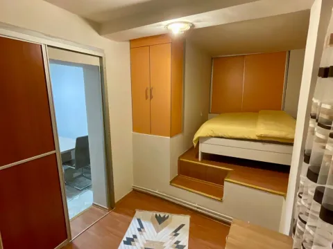 Izdavanje, stan, 80m², Zelenika, Podgorica - image 12