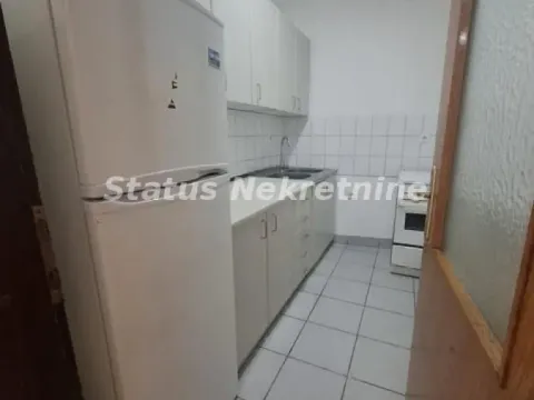 Izdavanje, dvosoban stan, 47m², Centar, Novi Sad - image 3