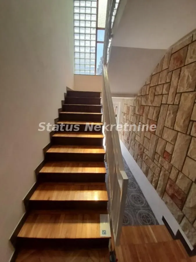 Prodaja, kuća, 164m², Veternik, Novi Sad Sve Podlokacije