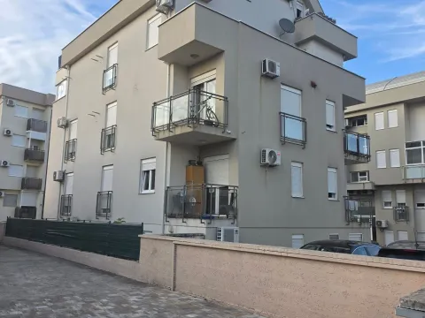 Rent, one bedroom apartment, 33m², Zabjelo, Podgorica - image 7