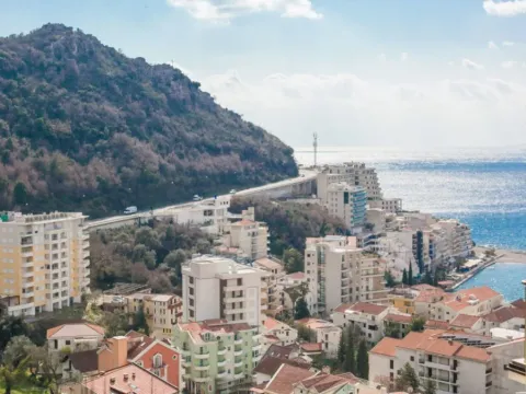 Prodaja, dvosoban stan, 69m², Rafailovići, Budva