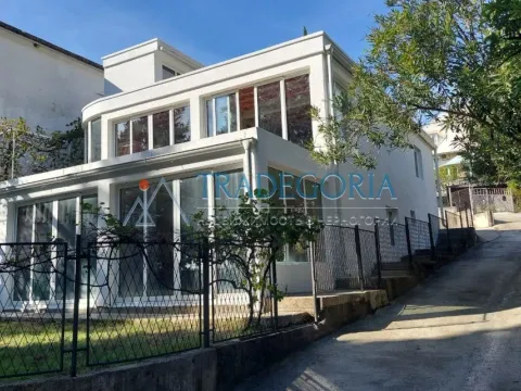 Prodaja, kuća, 224m², Sutomore, Bar - image 8