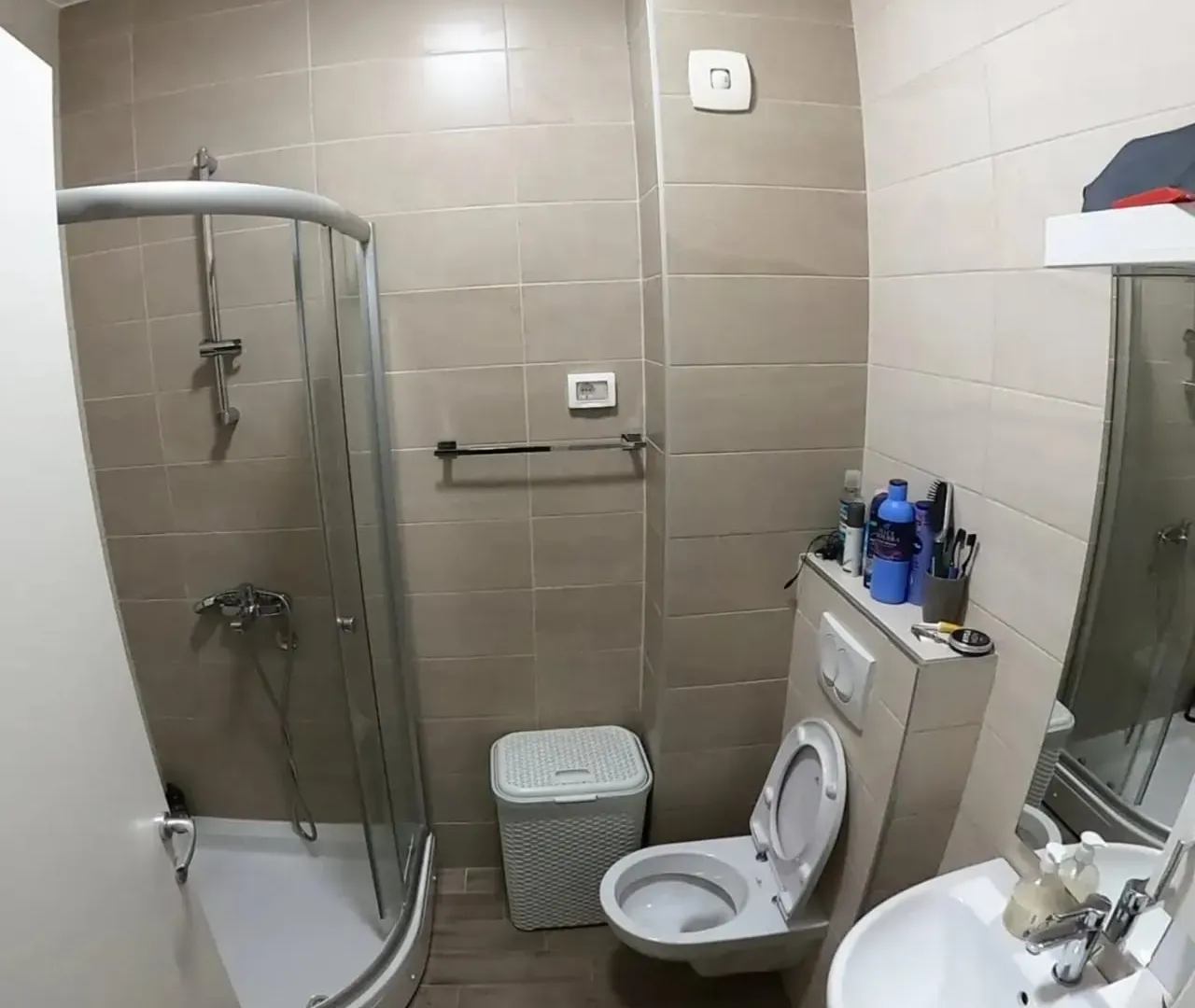 Izdavanje, jednosoban stan, 43m², City Kej, Podgorica