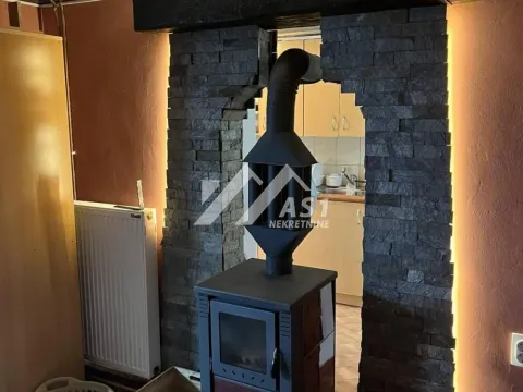 Izdavanje, kuća, 80m², Sremska Kamenica, Petrovaradin - image 2